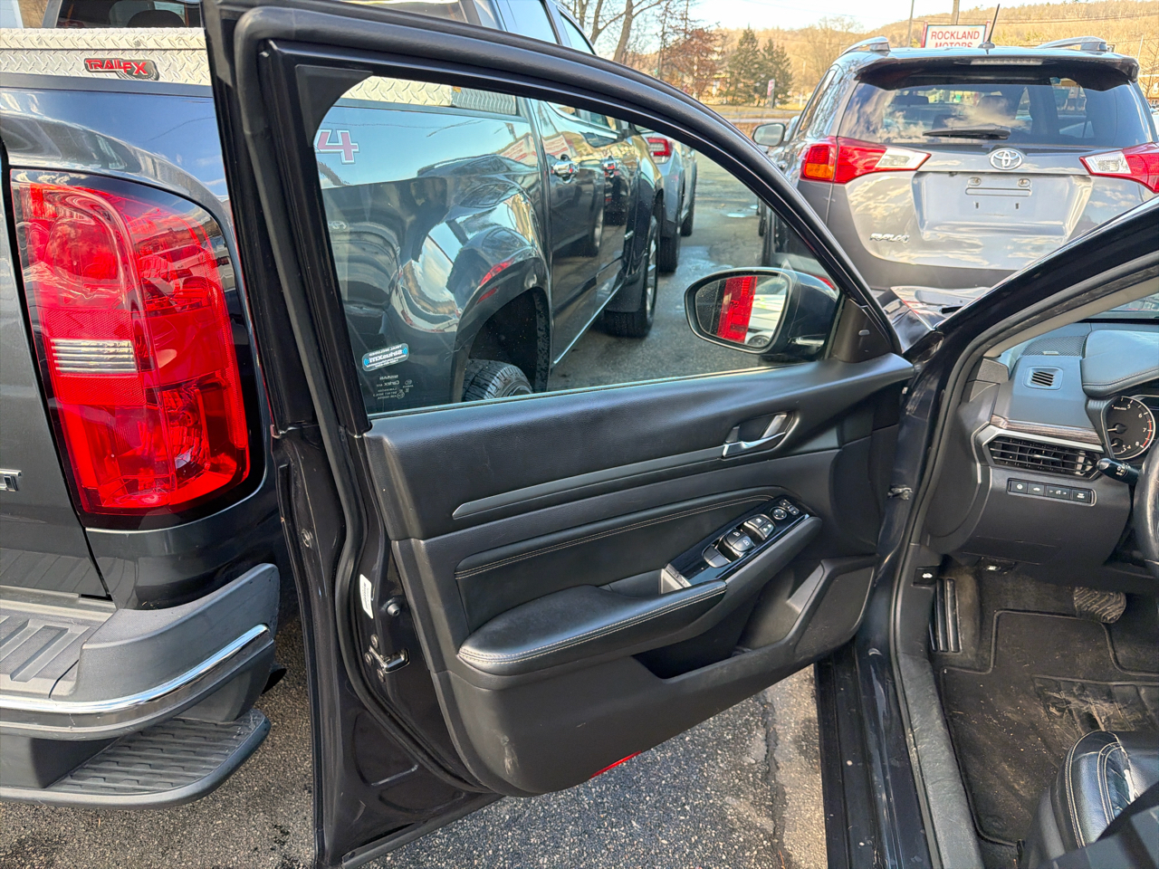 Nissan Altima 2.5 SL Sedan 2020