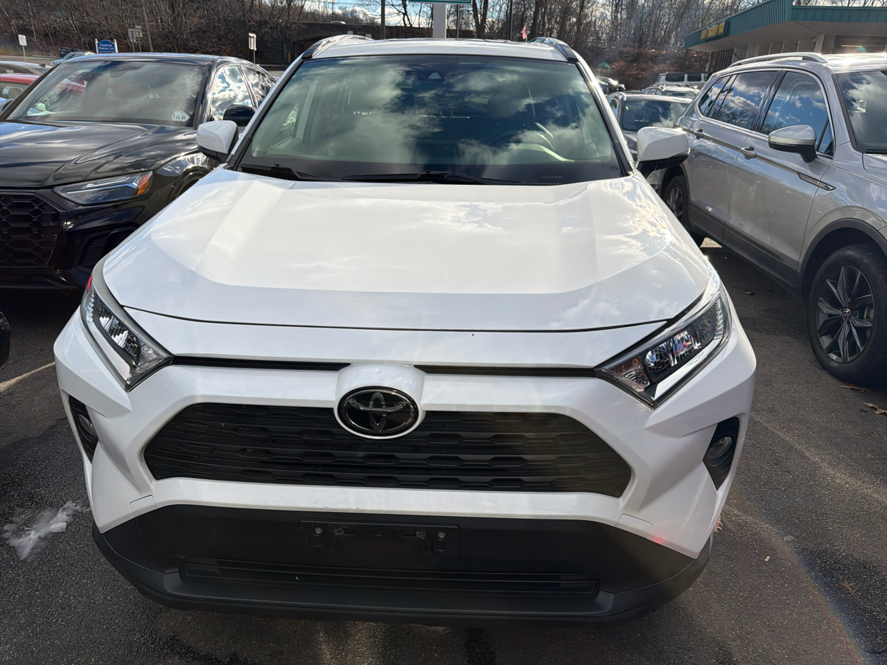Toyota RAV4 XLE Premium AWD (Natl) 2019