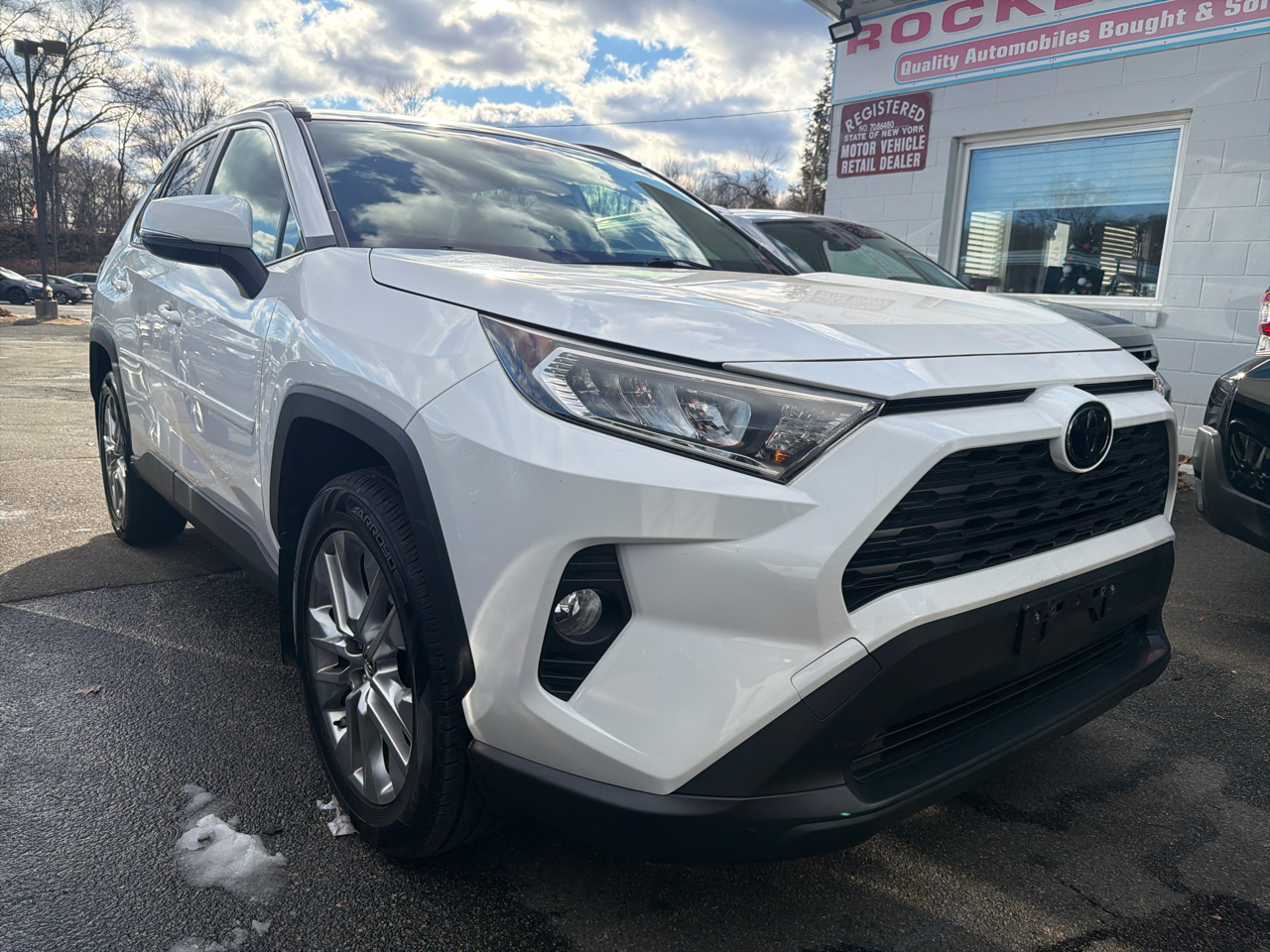 Toyota RAV4 XLE Premium AWD (Natl) 2019