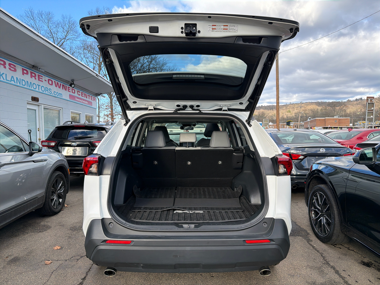 Toyota RAV4 XLE Premium AWD (Natl) 2019