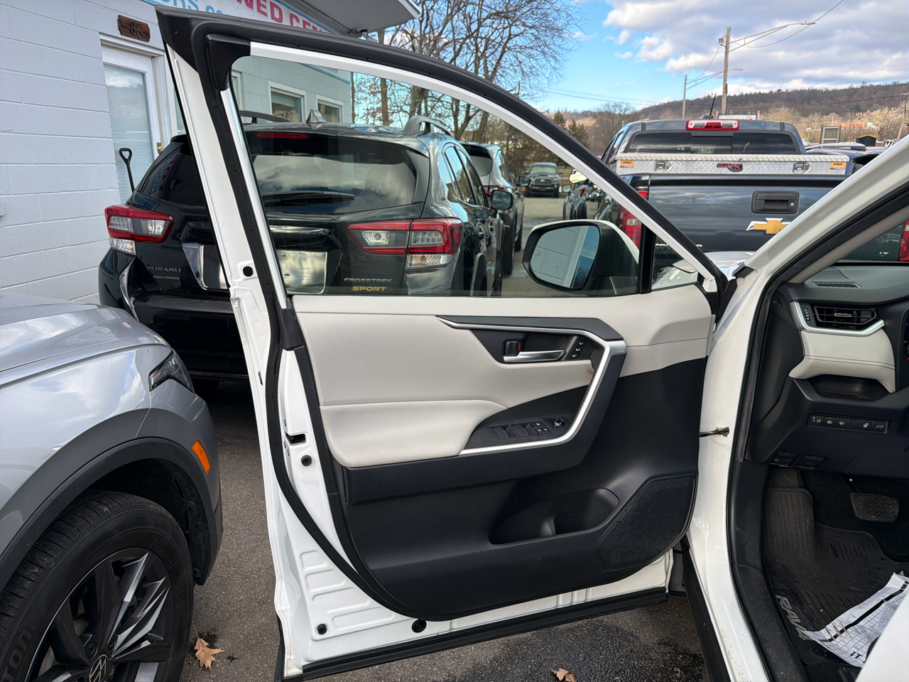 Toyota RAV4 XLE Premium AWD (Natl) 2019