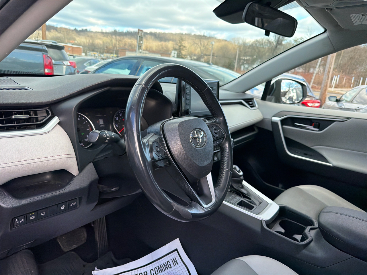 Toyota RAV4 XLE Premium AWD (Natl) 2019