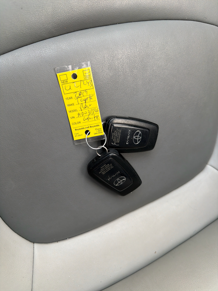 Toyota RAV4 XLE Premium AWD (Natl) 2019