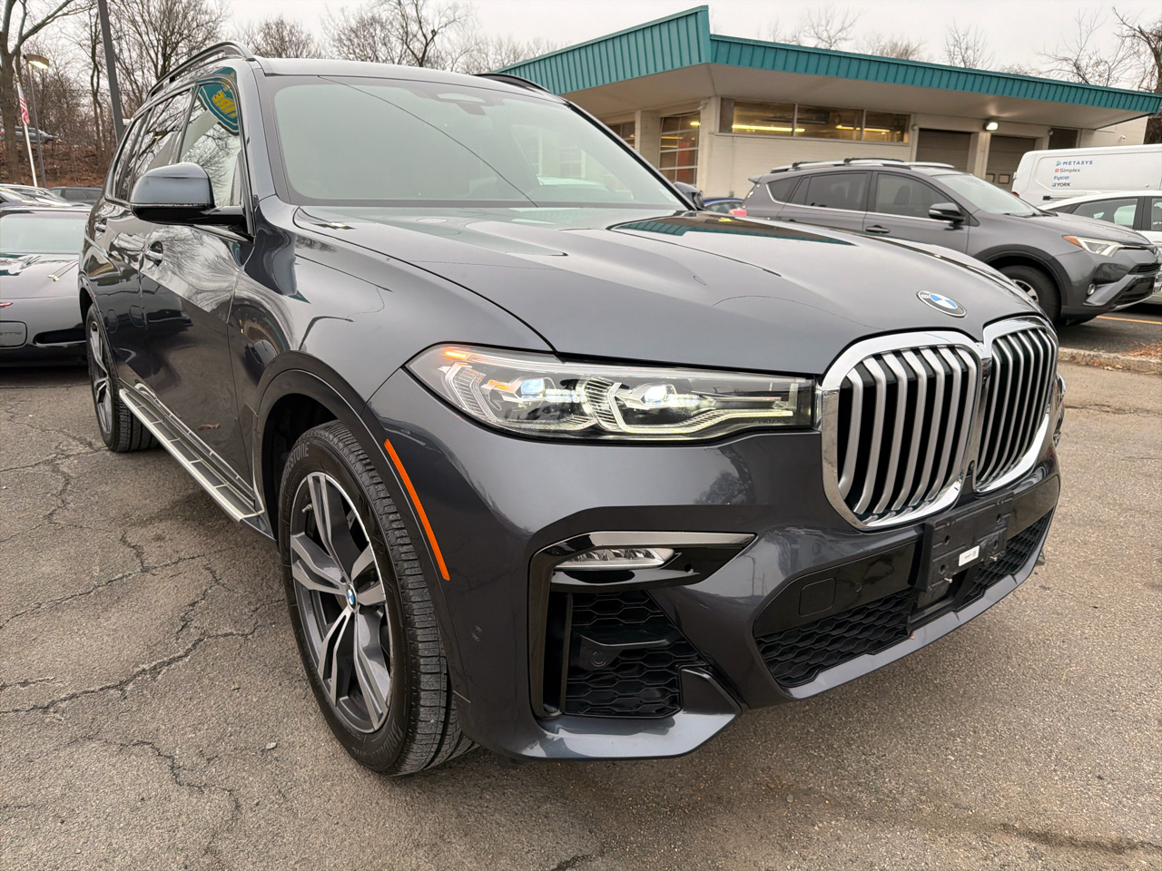 BMW X7  2021