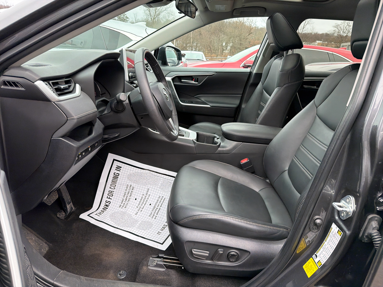 Toyota RAV4 XLE Premium AWD (Natl) 2023