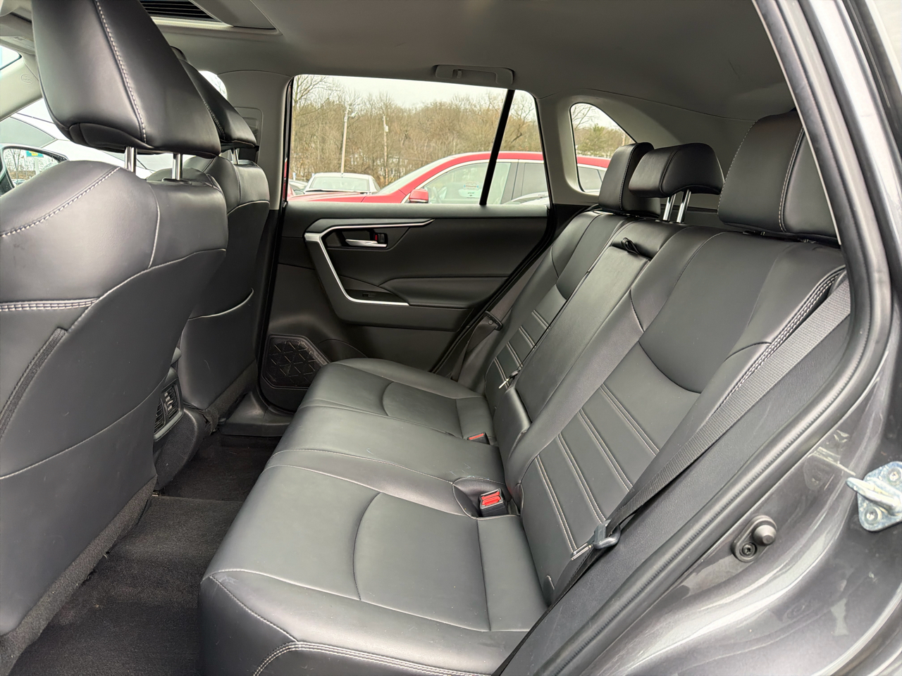 Toyota RAV4 XLE Premium AWD (Natl) 2023