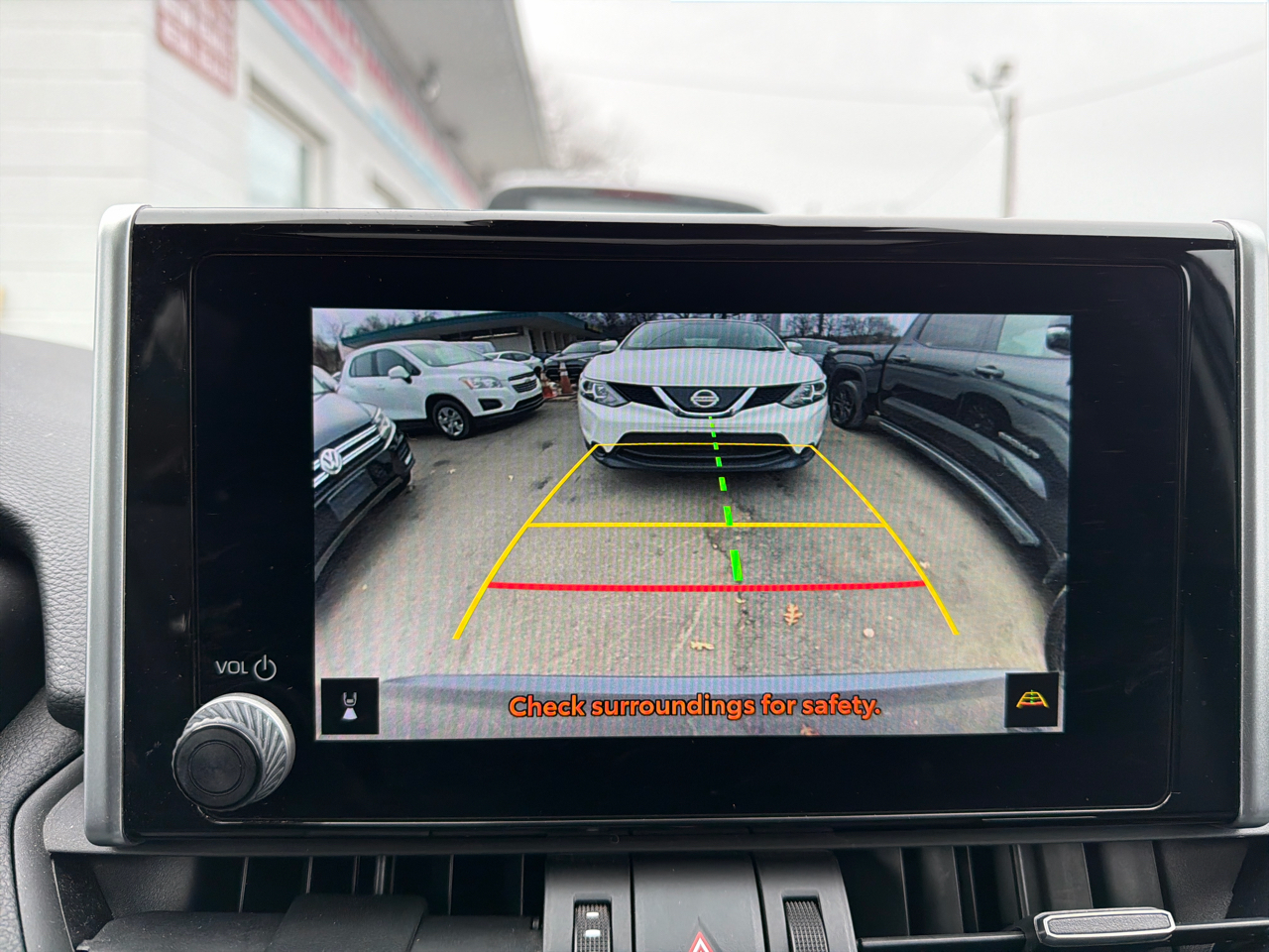 Toyota RAV4 XLE Premium AWD (Natl) 2023