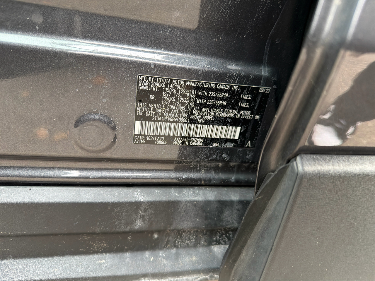 Toyota RAV4 XLE Premium AWD (Natl) 2023