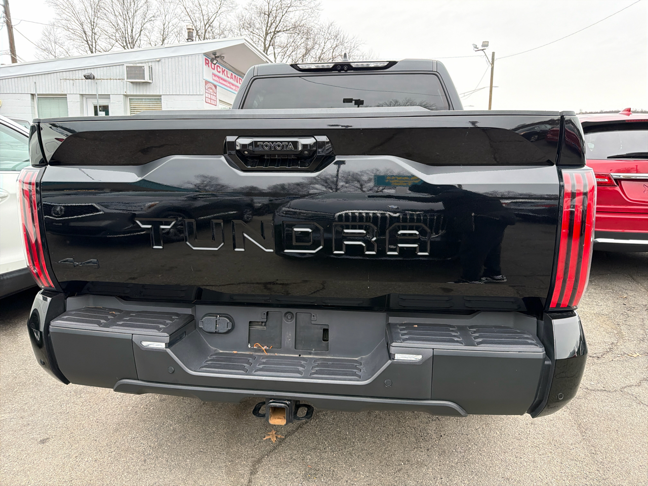 Toyota Tundra 4WD Platinum CrewMax 5.5' Bed (Natl) 2024