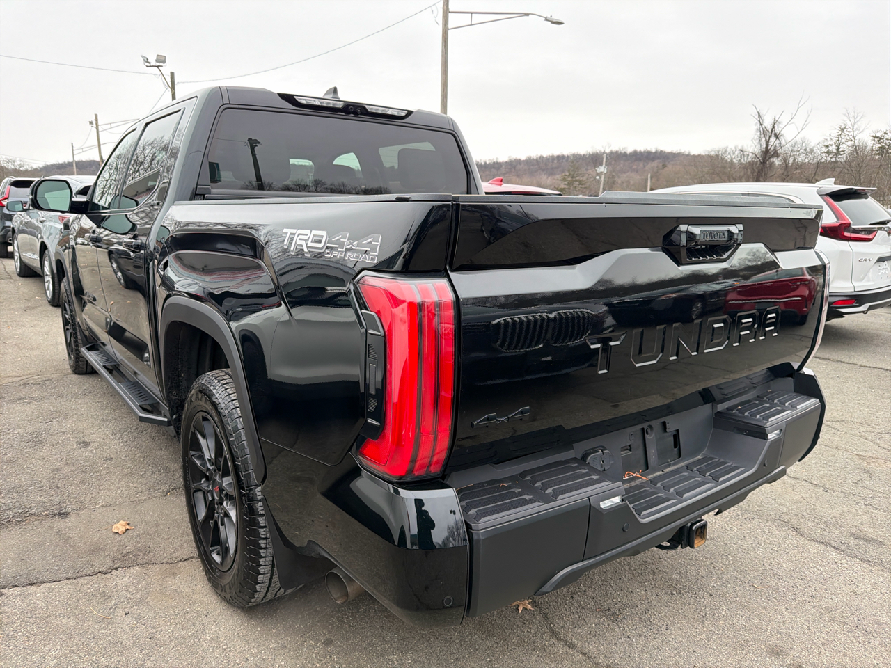 Toyota Tundra 4WD Platinum CrewMax 5.5' Bed (Natl) 2024
