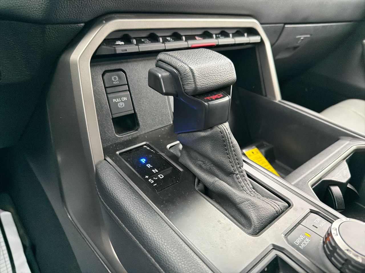 Toyota Tundra 4WD Platinum CrewMax 5.5' Bed (Natl) 2024