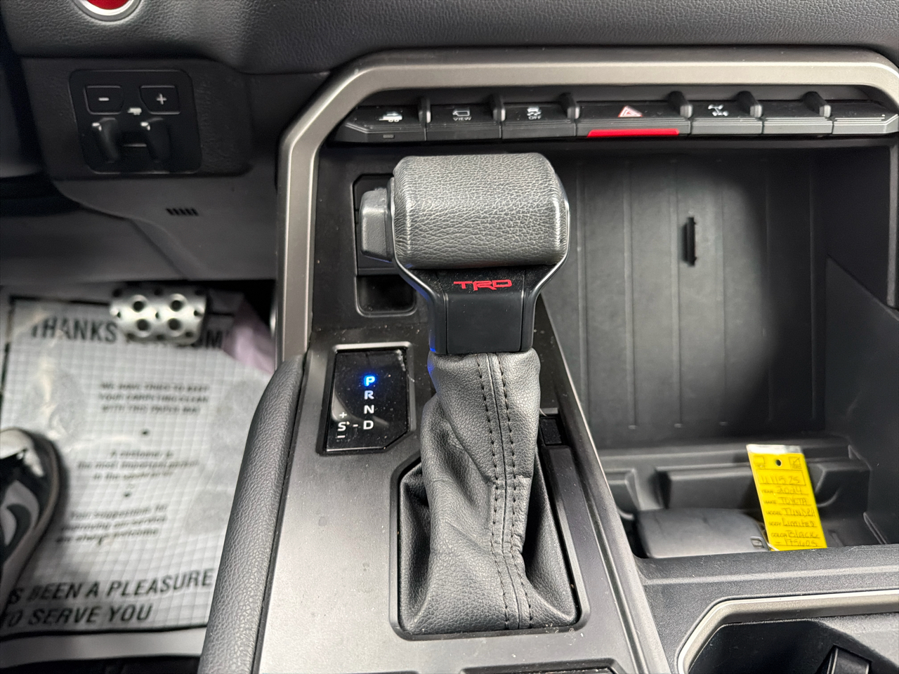 Toyota Tundra 4WD Platinum CrewMax 5.5' Bed (Natl) 2024