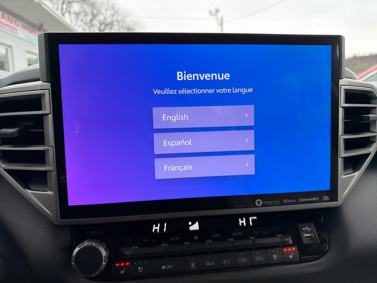 Toyota Tundra 4WD Platinum CrewMax 5.5' Bed (Natl) 2024