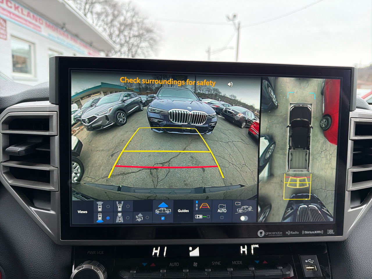 Toyota Tundra 4WD Platinum CrewMax 5.5' Bed (Natl) 2024