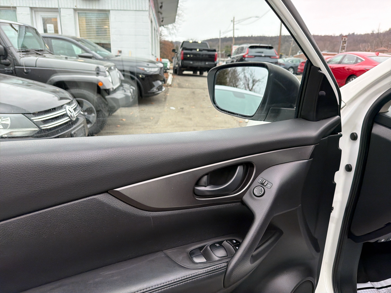 Nissan Rogue Sport AWD S 2019