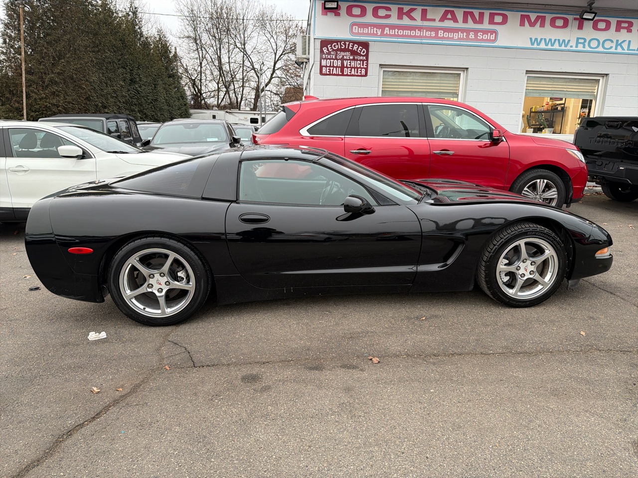 Chevrolet Corvette 2dr Cpe 2004
