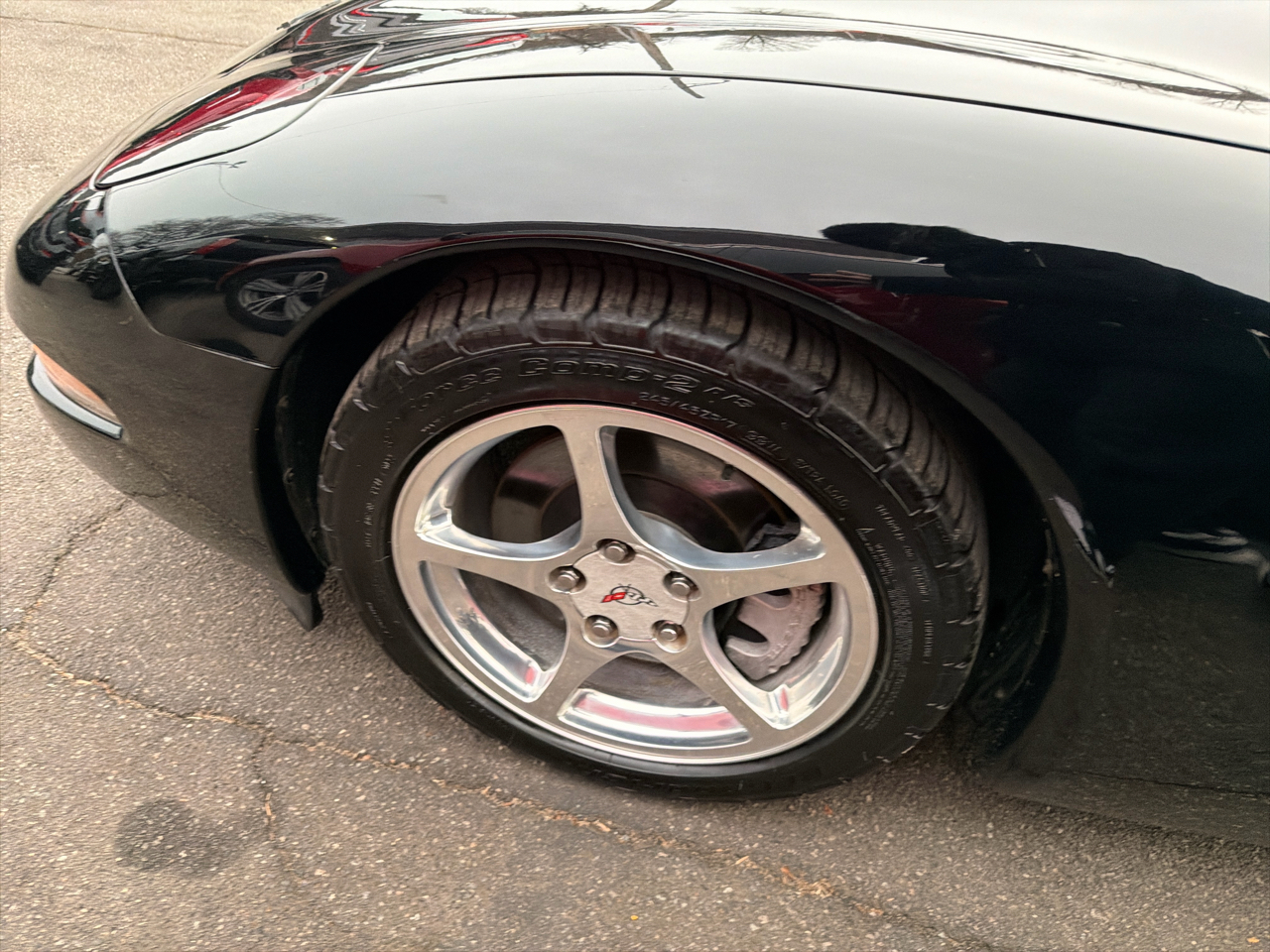 Chevrolet Corvette 2dr Cpe 2004