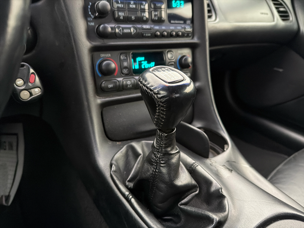 Chevrolet Corvette 2dr Cpe 2004