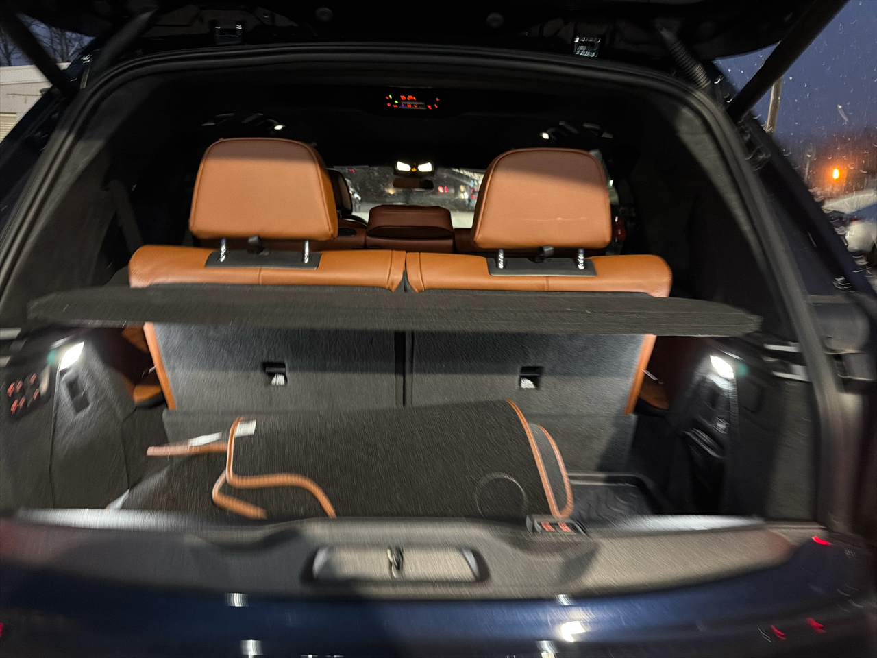 BMW X7 M60i Sports Activity Vehicle 2023