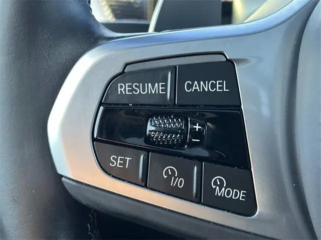 BMW X7 M60i Sports Activity Vehicle 2023