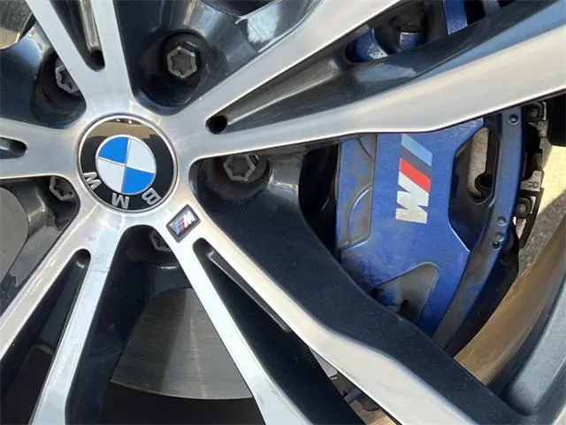 BMW X7 M60i Sports Activity Vehicle 2023