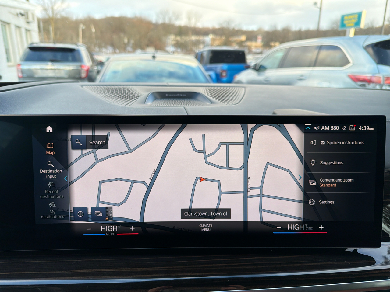 BMW X7 M60i Sports Activity Vehicle 2023