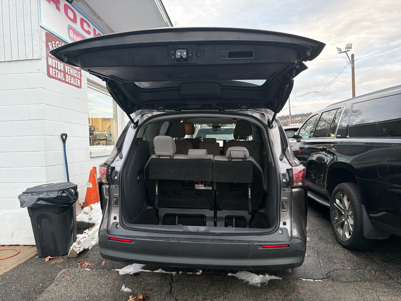 Toyota Sienna LE AWD 8-Passenger (Natl) 2022