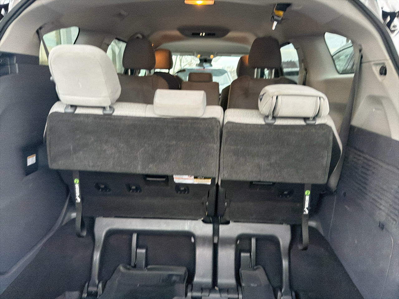 Toyota Sienna LE AWD 8-Passenger (Natl) 2022