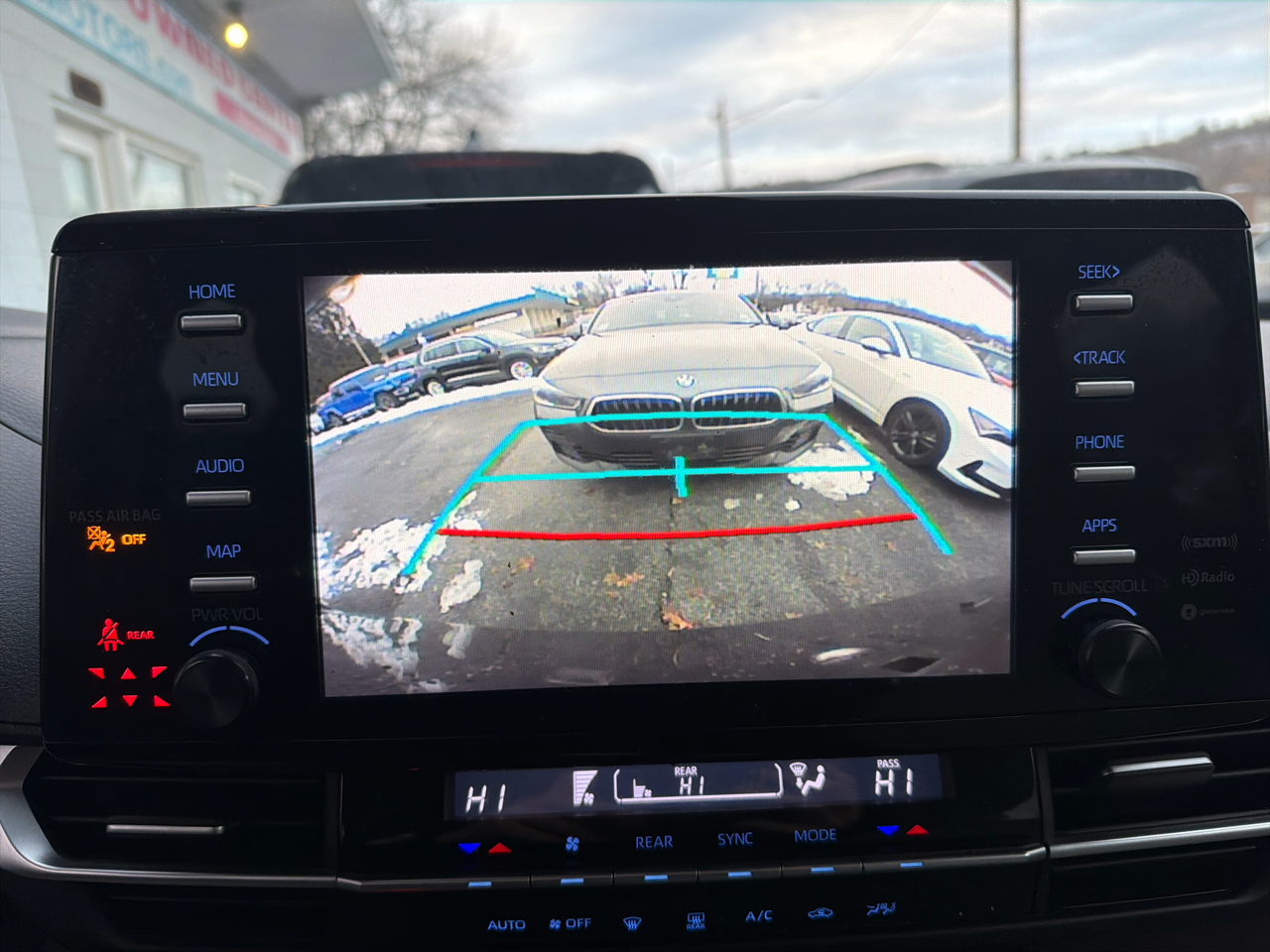 Toyota Sienna LE AWD 8-Passenger (Natl) 2022