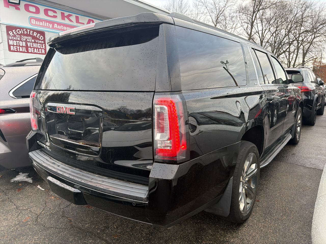 GMC Yukon XL 4WD 4dr SLT 2016