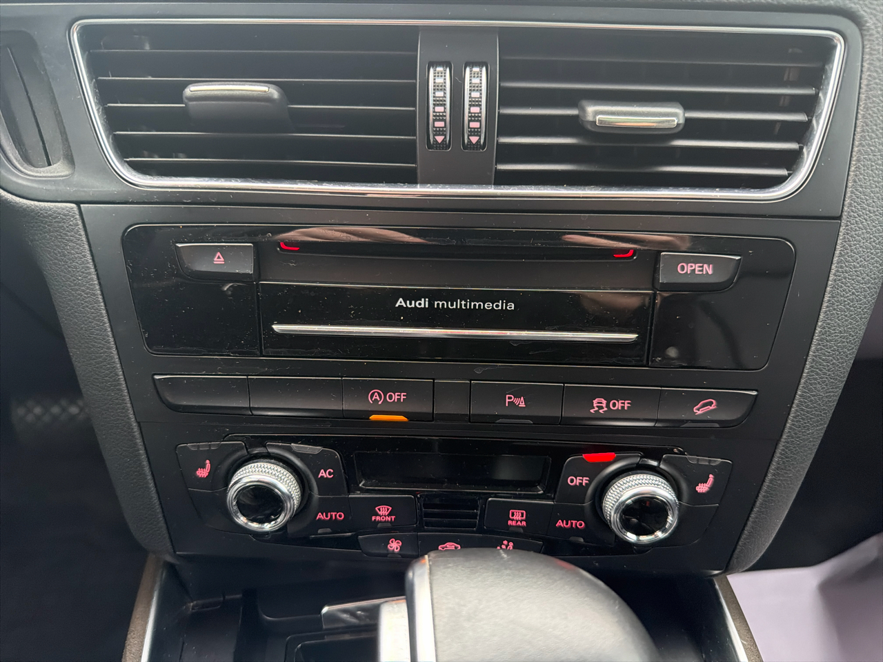 Audi Q5 quattro 4dr 3.0L TDI Premium Plus 2014