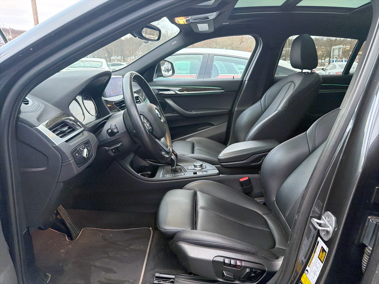 BMW X2 xDrive28i Sports Activity Coupe 2022