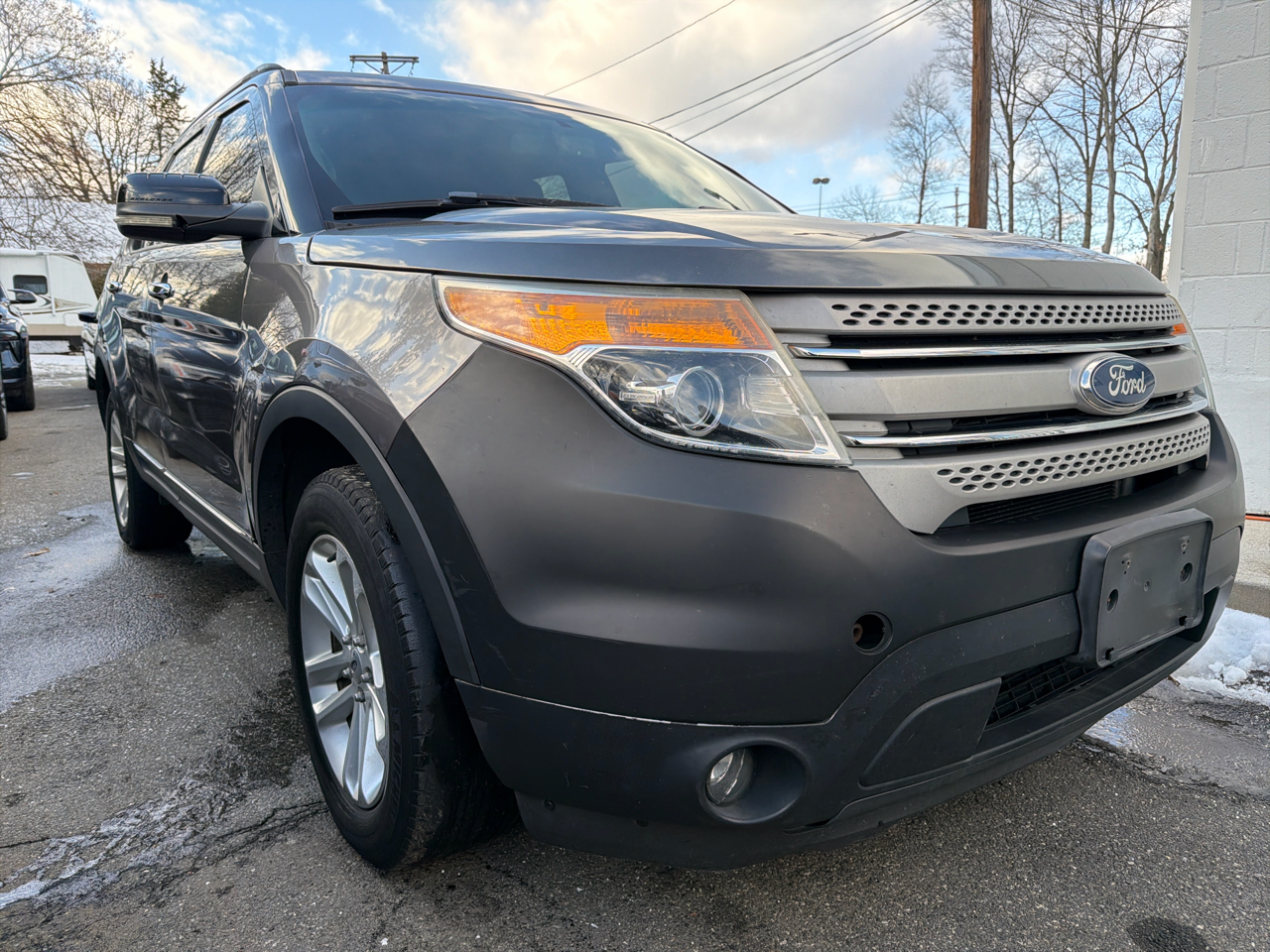 Ford Explorer 4WD 4dr XLT 2011