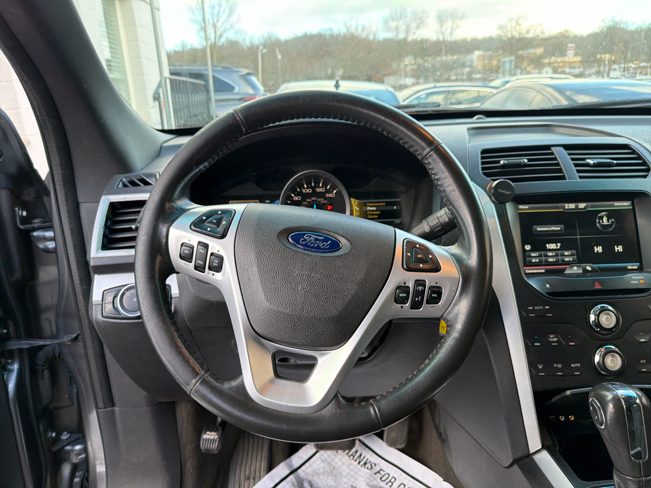Ford Explorer 4WD 4dr XLT 2011