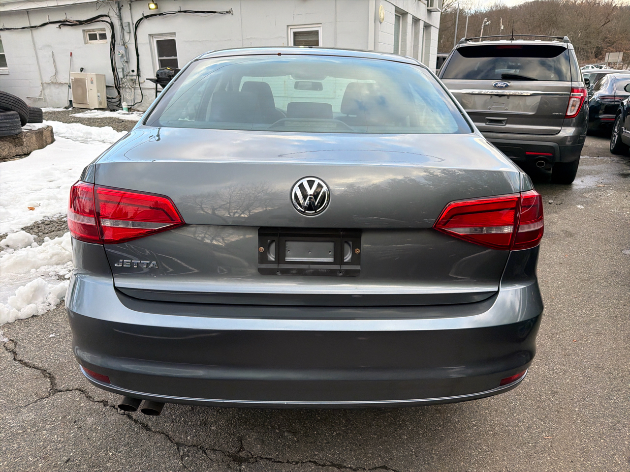 Volkswagen Jetta Sedan 4dr Auto 2.0L S 2015