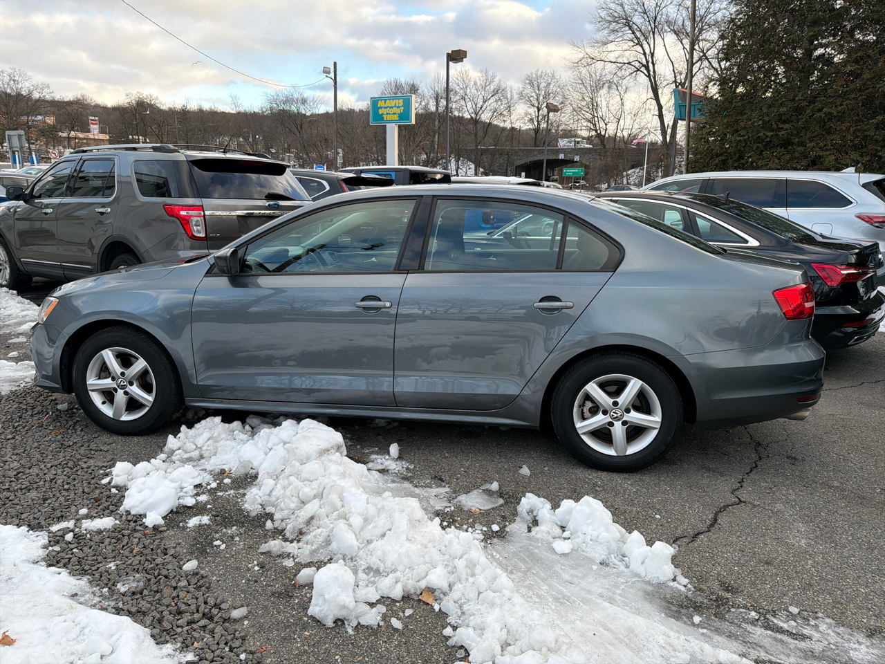 Volkswagen Jetta Sedan 4dr Auto 2.0L S 2015
