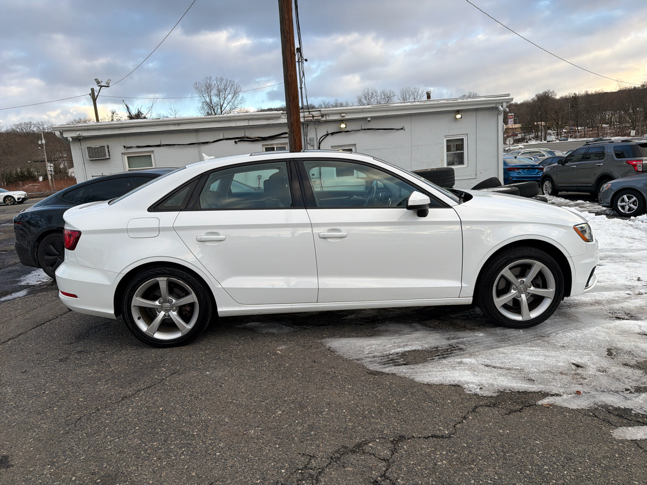 Audi A3 4dr Sdn quattro 2.0T Premium 2016