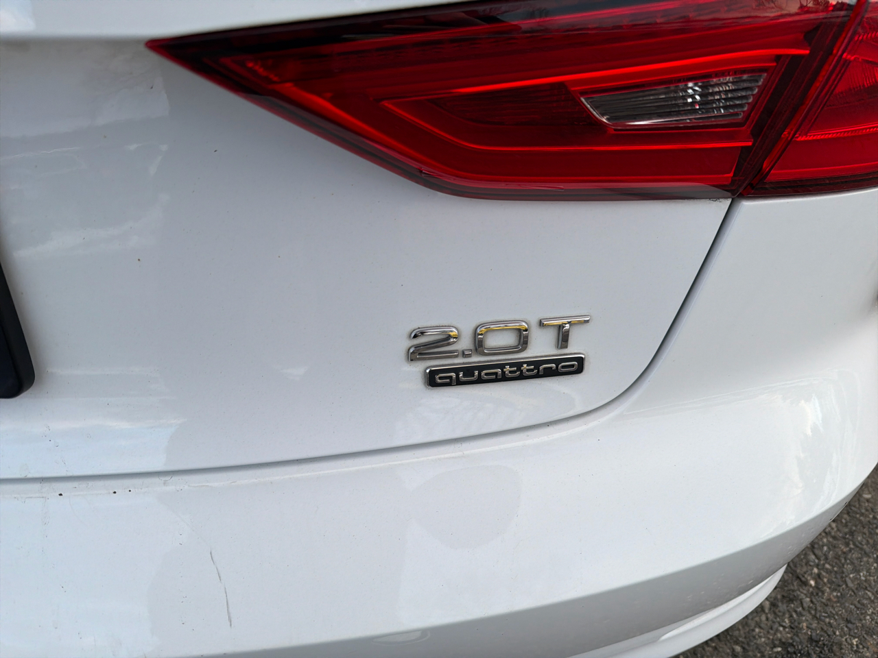 Audi A3 4dr Sdn quattro 2.0T Premium 2016