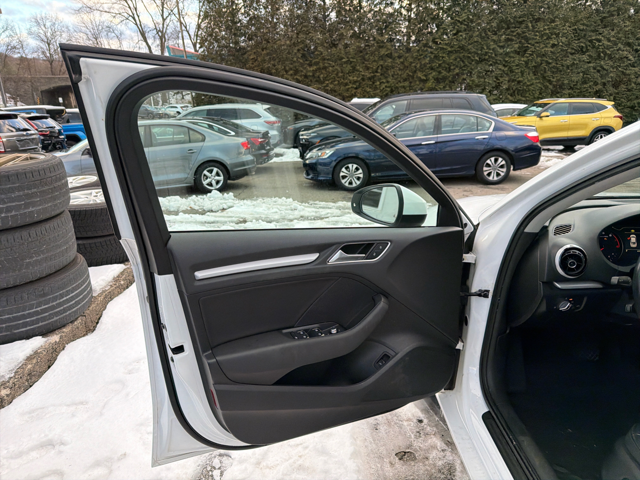 Audi A3 4dr Sdn quattro 2.0T Premium 2016