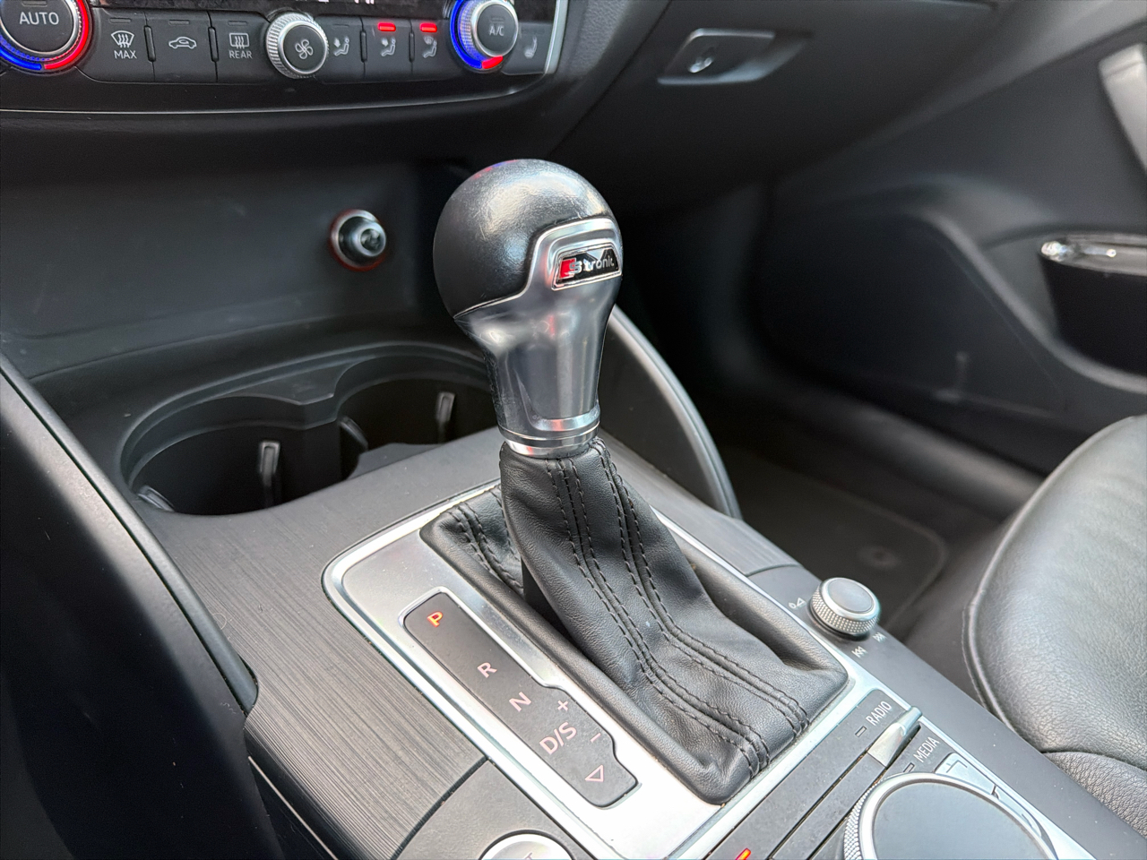 Audi A3 4dr Sdn quattro 2.0T Premium 2016