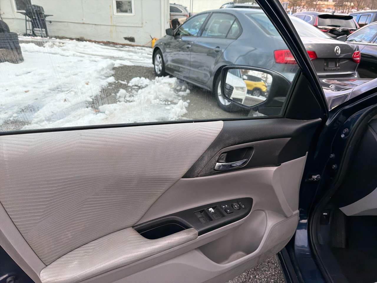 Honda Accord Sedan 4dr I4 CVT LX 2015