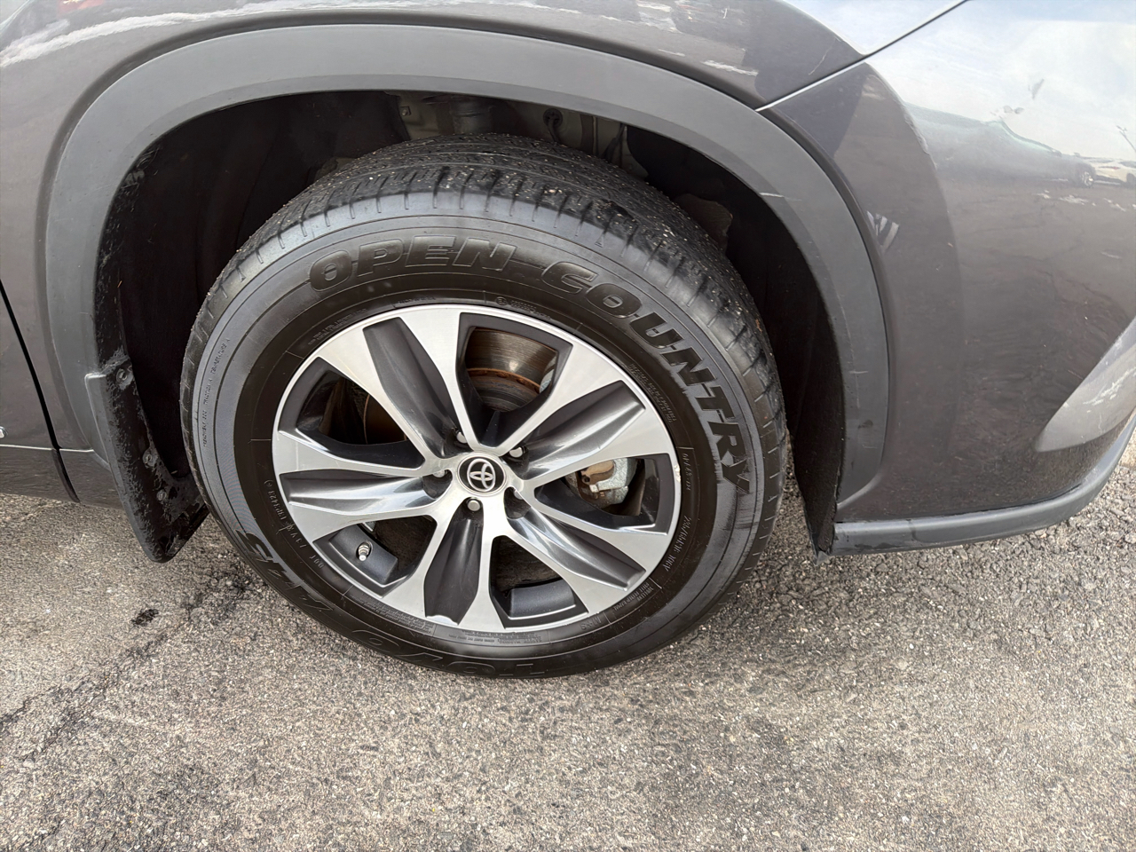 Toyota Highlander Hybrid XLE AWD (Natl) 2024