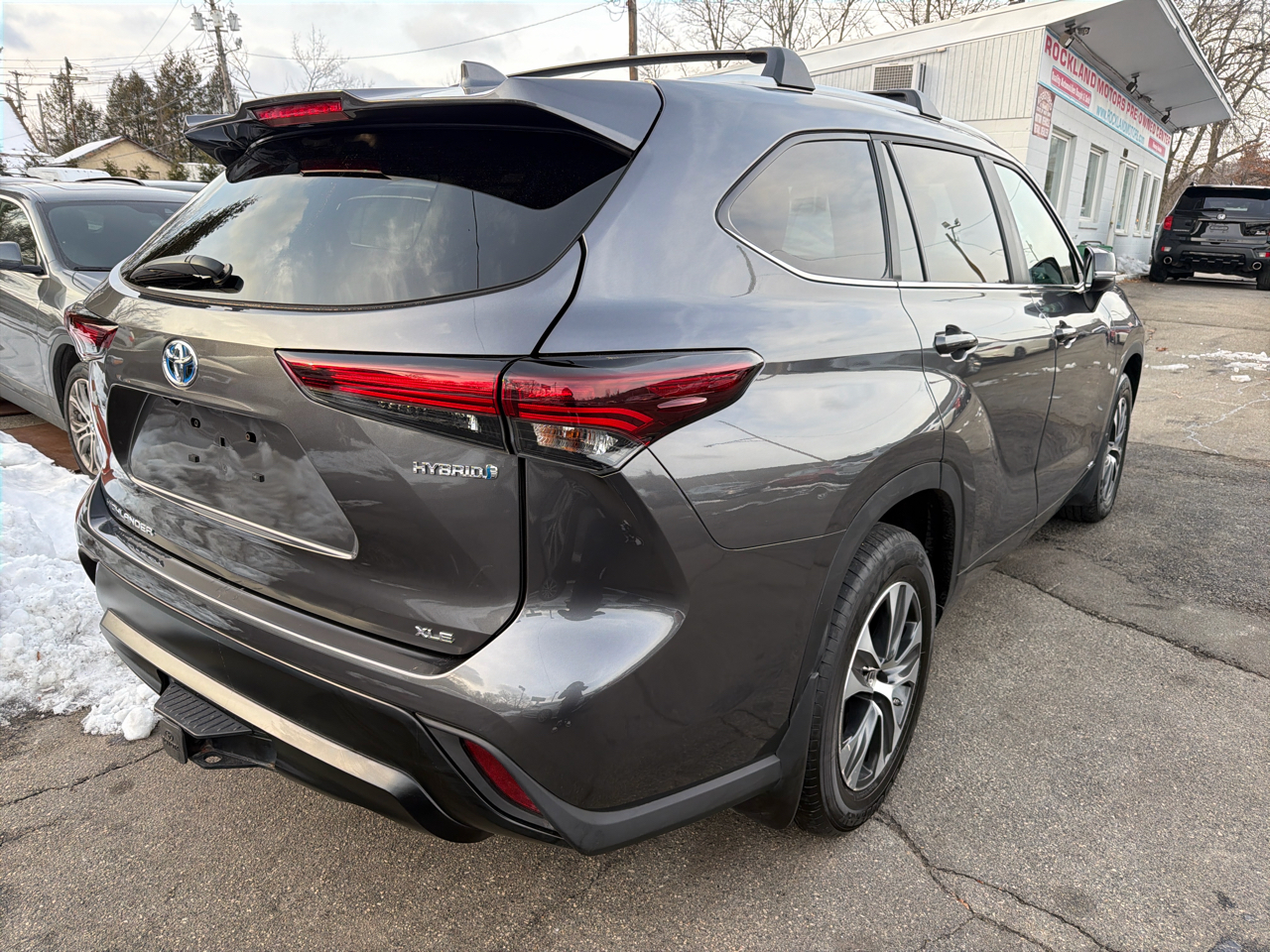 Toyota Highlander Hybrid XLE AWD (Natl) 2024