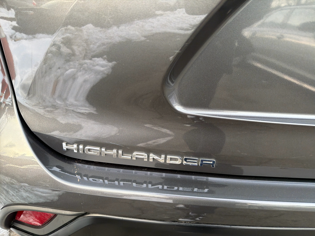 Toyota Highlander Hybrid XLE AWD (Natl) 2024