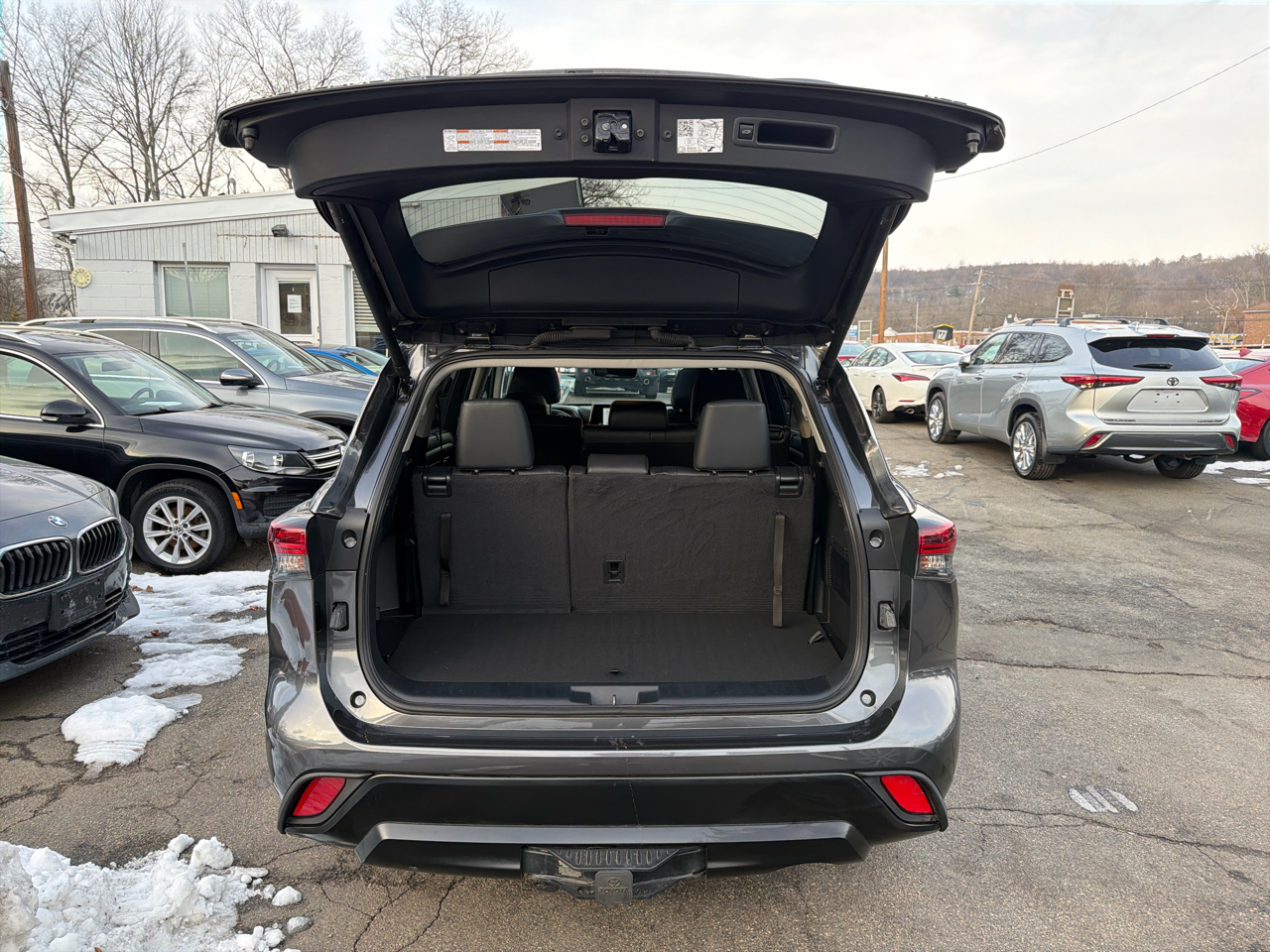 Toyota Highlander Hybrid XLE AWD (Natl) 2024