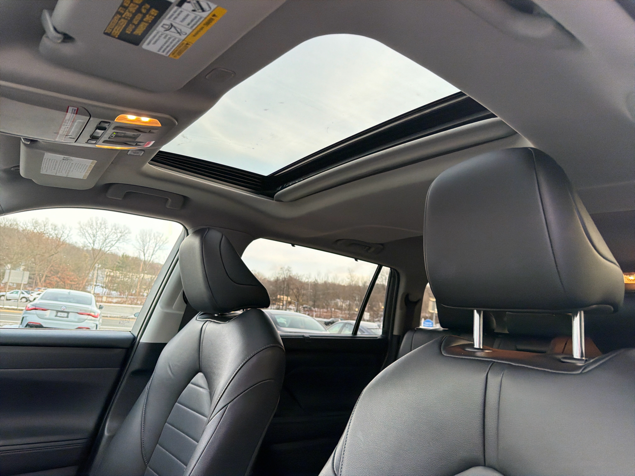 Toyota Highlander Hybrid XLE AWD (Natl) 2024