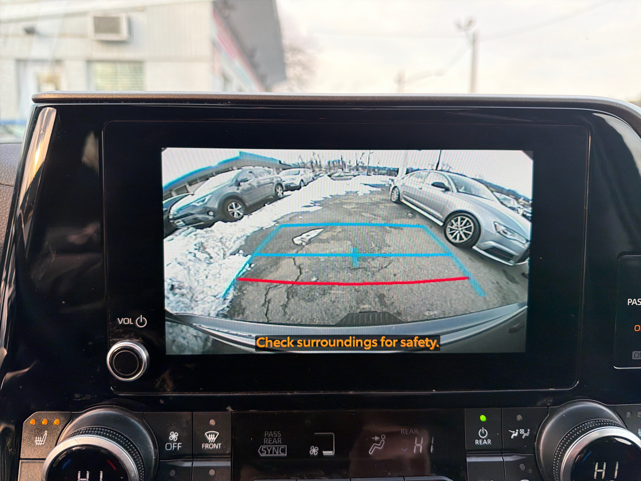 Toyota Highlander Hybrid XLE AWD (Natl) 2024