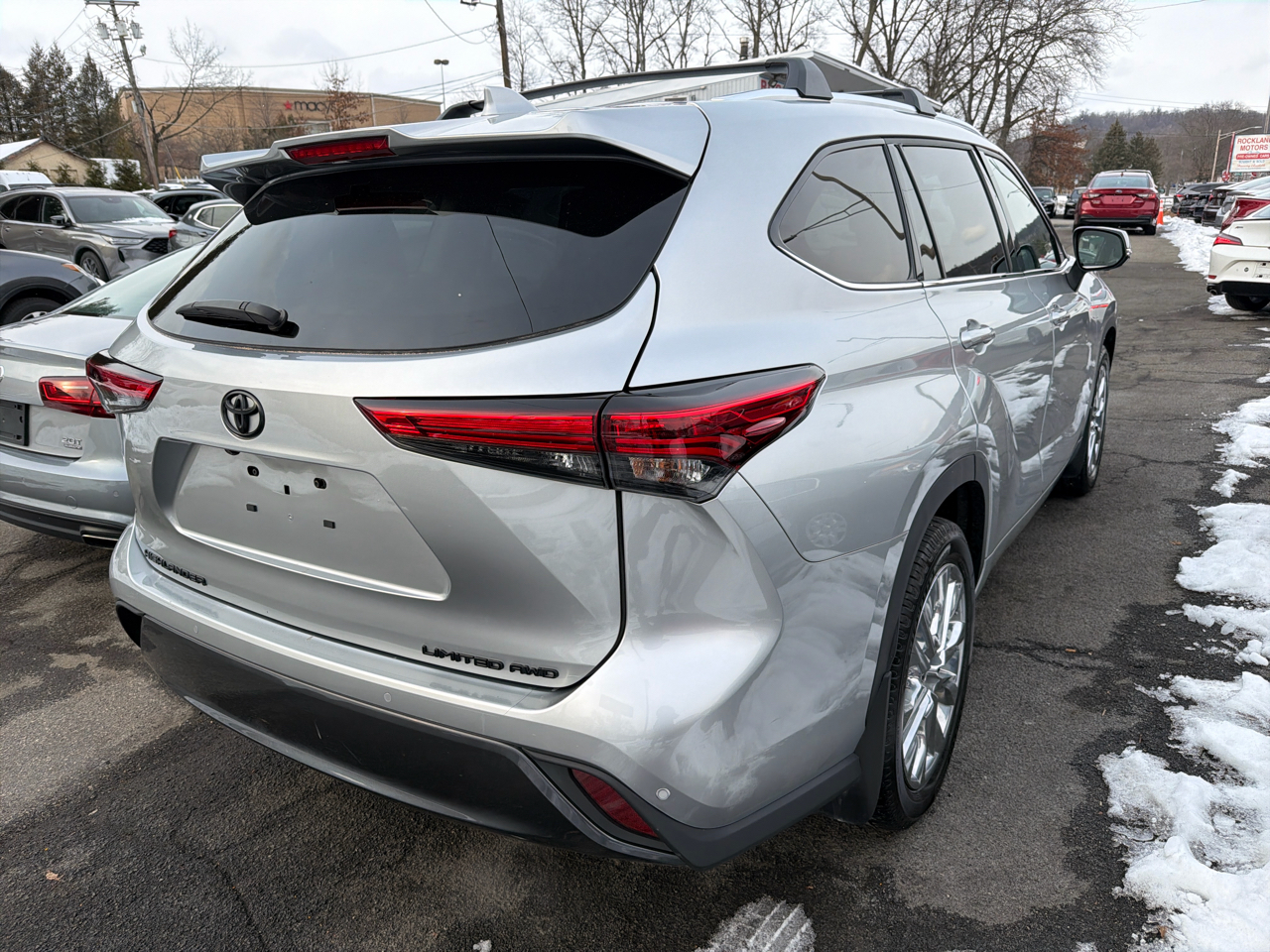 Toyota Highlander Limited AWD (Natl) 2023