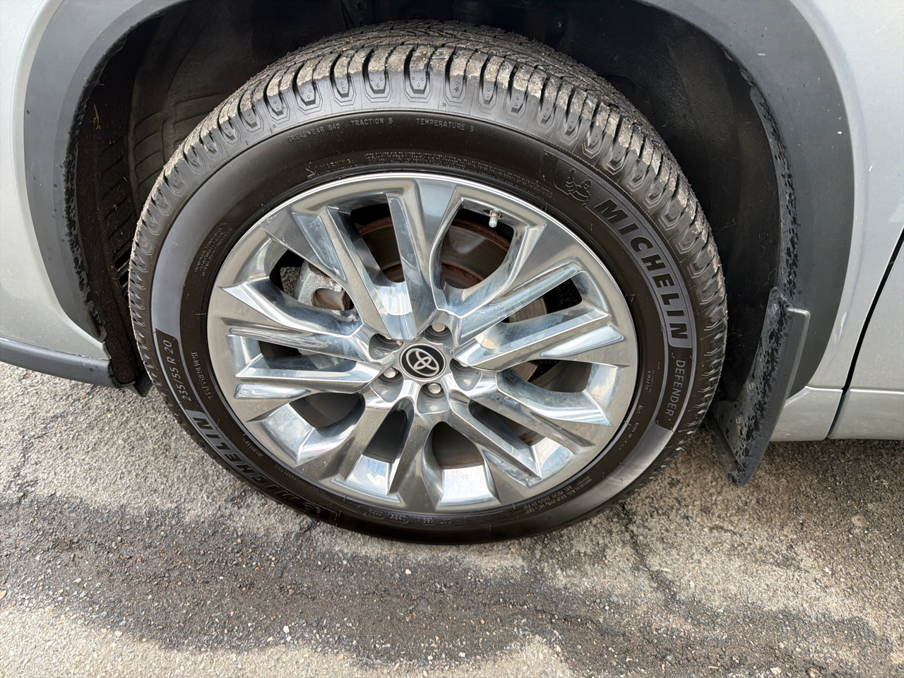 Toyota Highlander Limited AWD (Natl) 2023