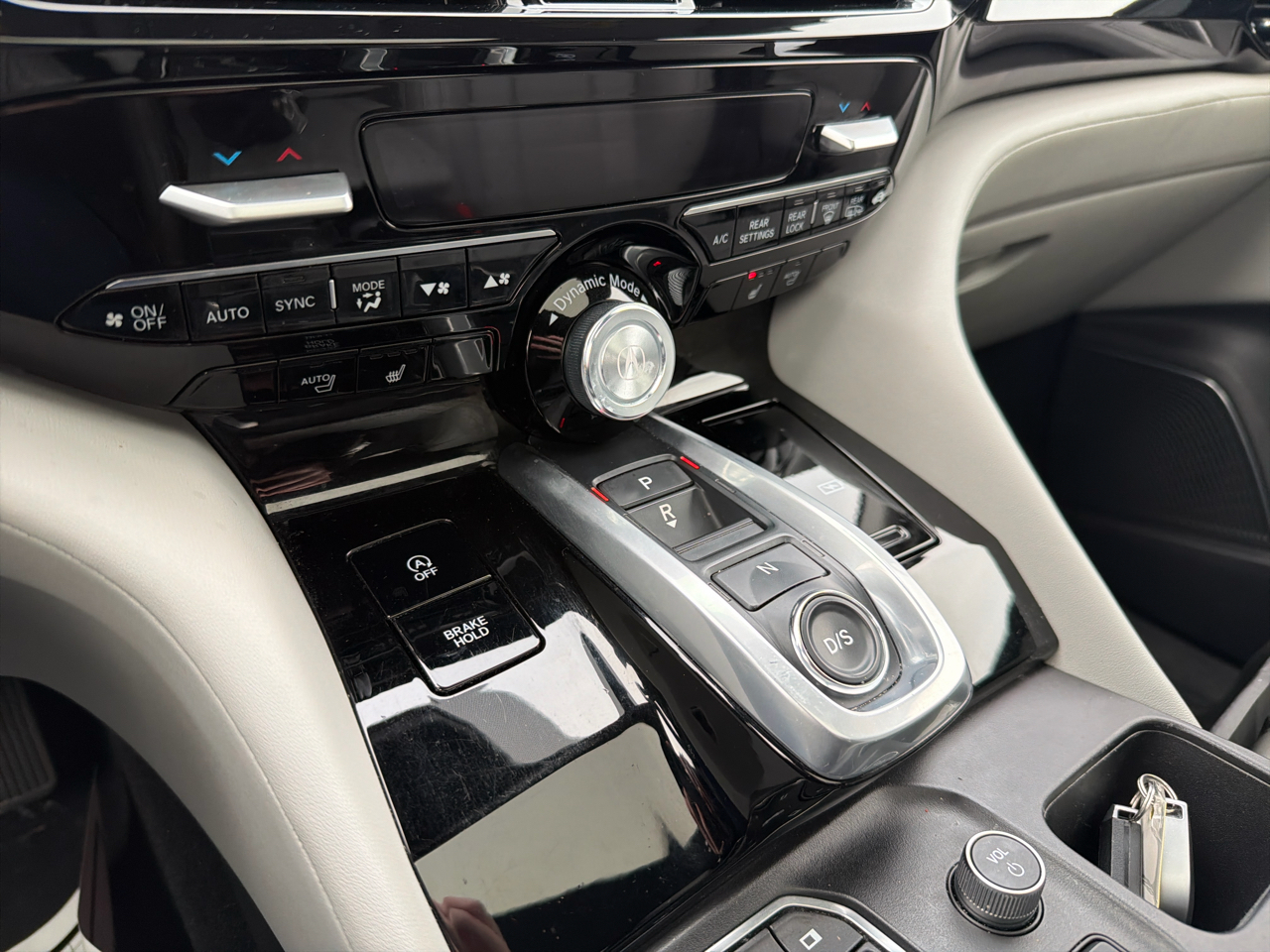 Acura MDX SH-AWD w/Technology Package 2023